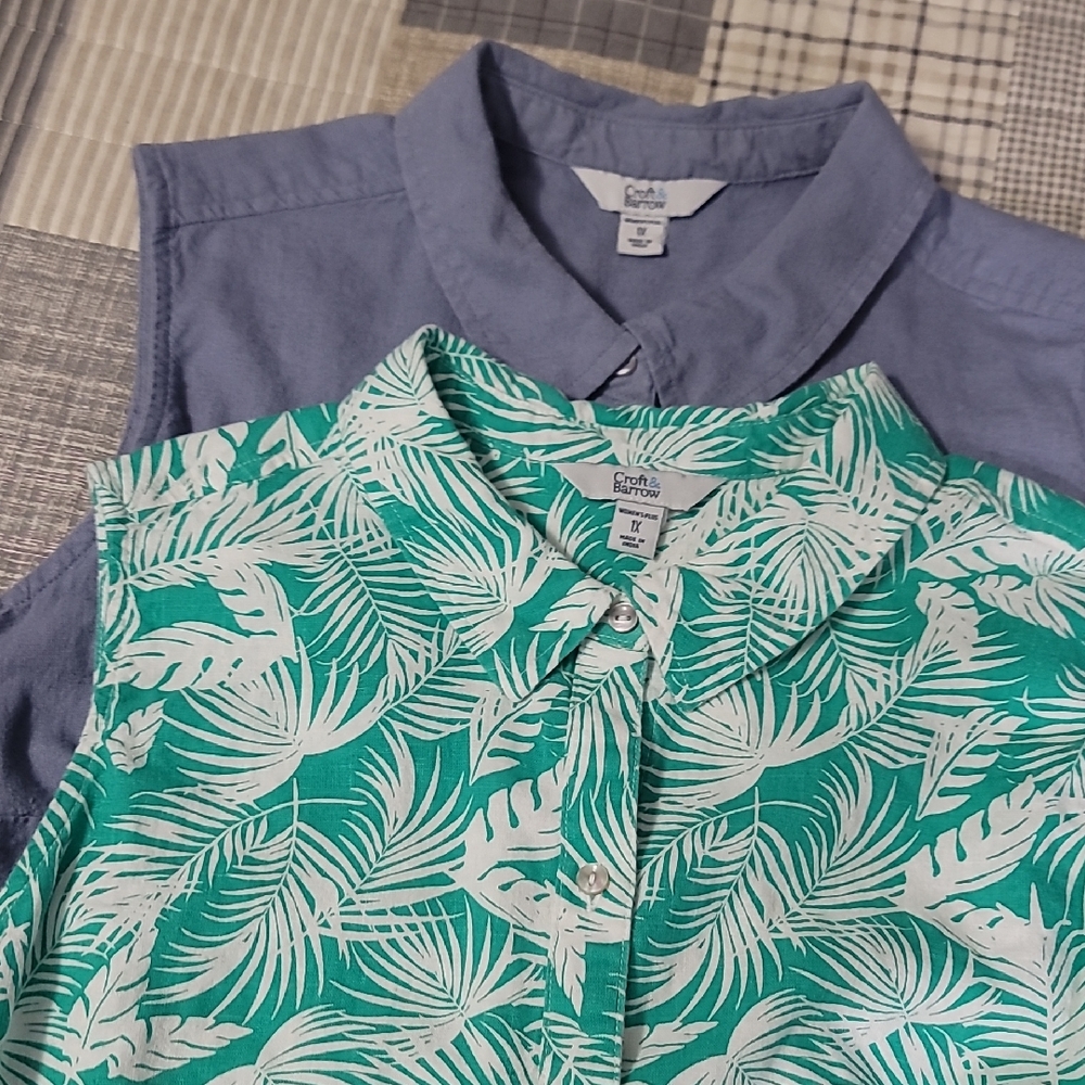 3/$20 2-piece Croft & Barrow sz 1X Sleeveless Collared Tops
